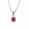 Diamonds by Frisenberg – Hvitt gull 14K Anheng- med Rubin og 0,14 ct diamanter inkl sølvkjede