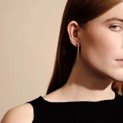 Julie Sandlau – Lumen ørepynt i 18k gult gull med diamanter