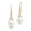 Julie Sandlau – Treasure Chandelier White Pearl – Ørepynt i 22k forgylt sølv med ferskvannsperler