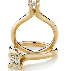 Lene Visholm – Ring I Gult Gull Med 0,50 CT Diamant