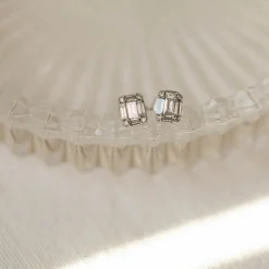 NC Christophersen – Ørepynt i hvitt gull med diamanter