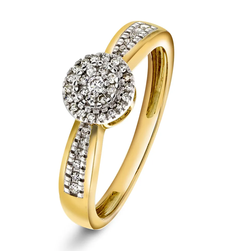 NC Christophersen – Ring i gult gull med diamanter