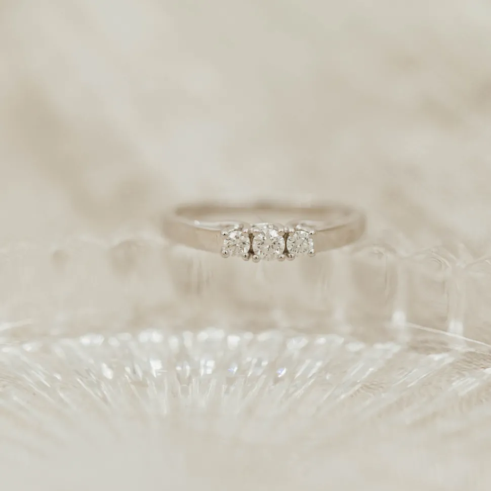 NC Christophersen – Ring i hvitt gull med diamanter
