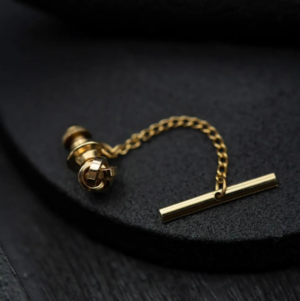 NC Christophersen – Tie-tack i gult gull – Knute