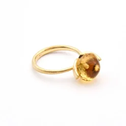 Noën – Dolce medium ring i forgylt 925 sølv med champagnekvarts
