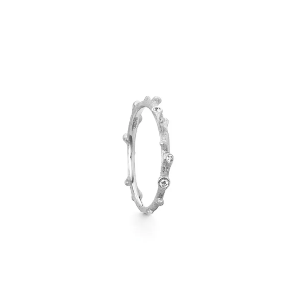 OLE LYNGGAARD COPENHAGEN – Nature ring i hvitt gull med 0,04 ct diamanter.