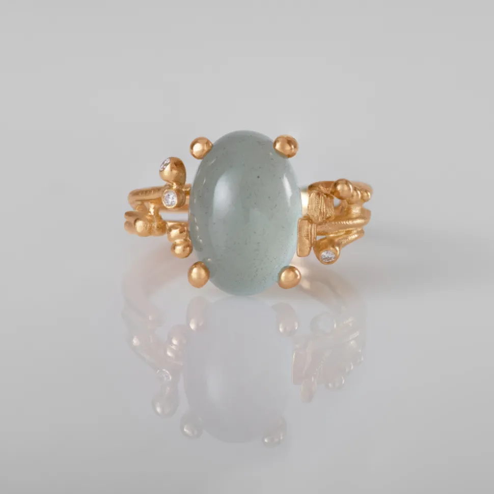 OLE LYNGGAARD COPENHAGEN – BoHo – Ring Liten – 18k gult gull med akvamarin og 0,02 ct diamanter