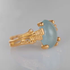 OLE LYNGGAARD COPENHAGEN – BoHo – Ring Liten – 18k gult gull med akvamarin og 0,02 ct diamanter