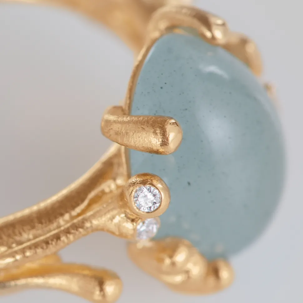 OLE LYNGGAARD COPENHAGEN – BoHo – Ring Liten – 18k gult gull med akvamarin og 0,02 ct diamanter