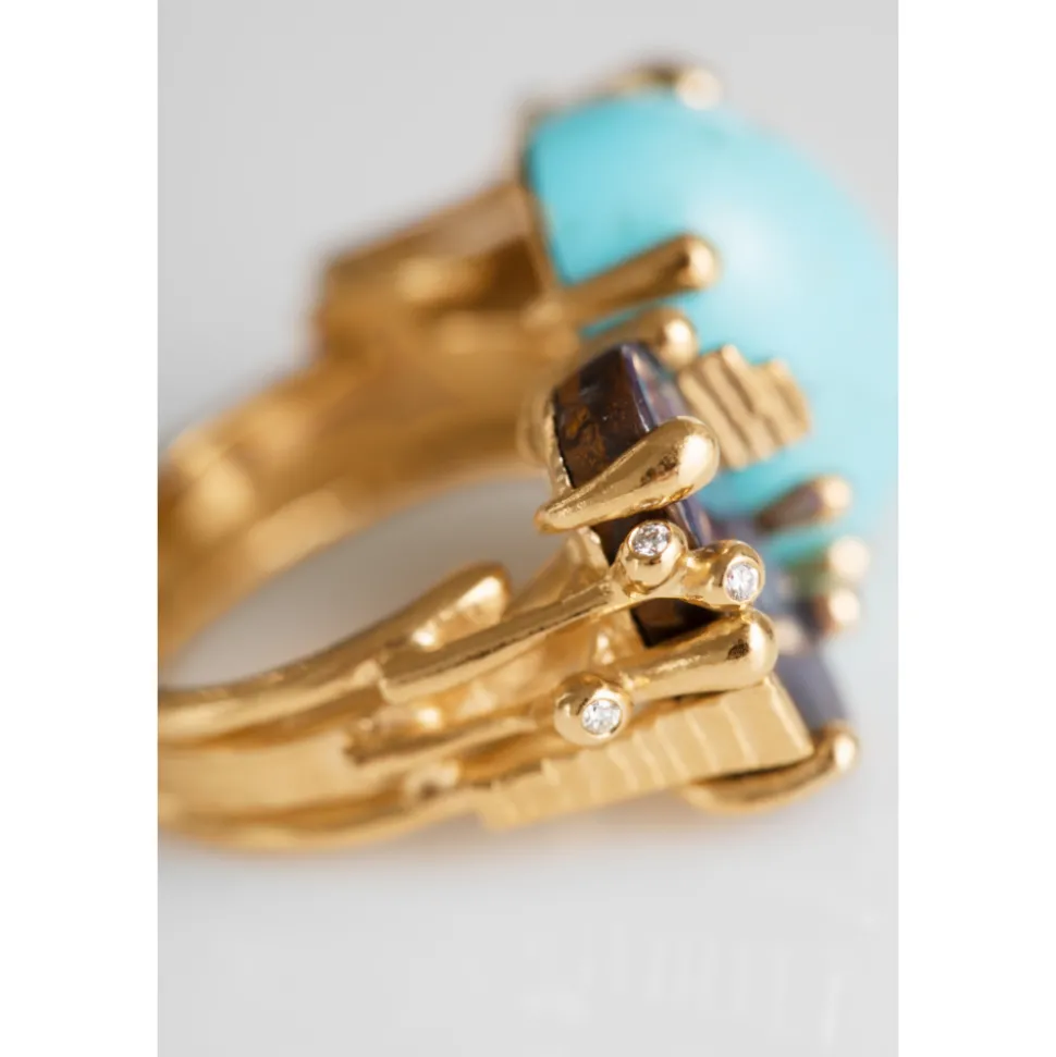 OLE LYNGGAARD COPENHAGEN – BoHo – Ring Dobbel – 18k gult gull med turkis, mørk opal og 0,05 ct diamanter