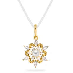 Pan Jewelry – Anheng i gult gull med hvit zirkonia og ferskvannsperle, julestjerne- NB: Kun anheng!