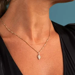 Pan Jewelry – Anheng i gult gull med hvit zirkonia – NB: Kun anheng!