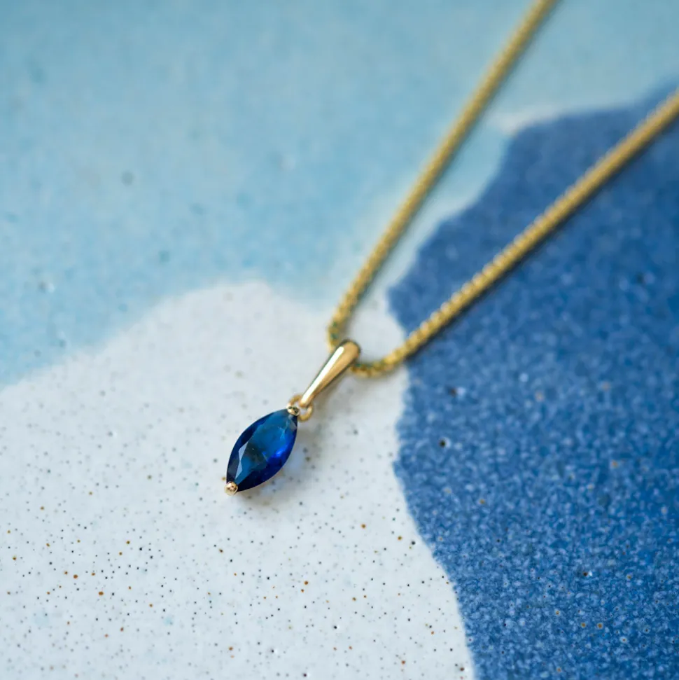 Pan Jewelry – Anheng i gult gull med blå zirkonia – NB: Kun anheng!