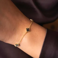 Pan Jewelry Trend – Armbånd i forgyldt sølv med grå perlemor kløver