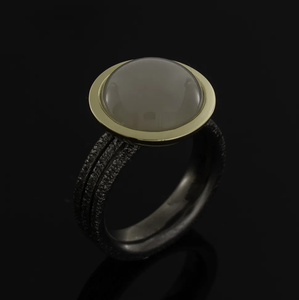 Søderlund Design – Venus R30 Ring med sølv og gull