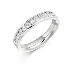 The Raphael Collection – Diamantring i hvitt gull – 3,9 mm bred, totalt 0,76 ct