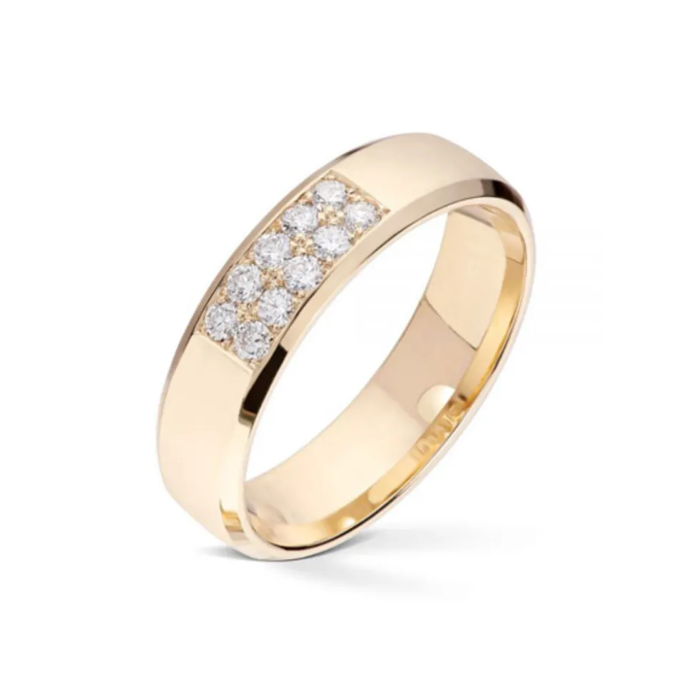Wedding by Frisenberg – Giftering i gult gull – 5 mm bred – Totalt 0,20 ct TW/SI