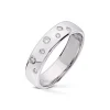 Wedding by Frisenberg – Giftering i hvitt gull – 5 mm bred- med 7 stk diamanter i alt 0,11 ct TW/SI- isatt som «stjernedryss»